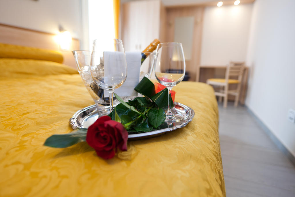 Motel Karibe Fratta Polesine Zewnętrze zdjęcie